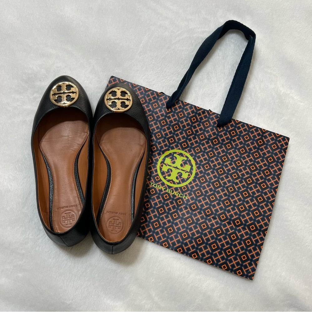 Tory Burch Black Ballet Flats with Gold Emblem